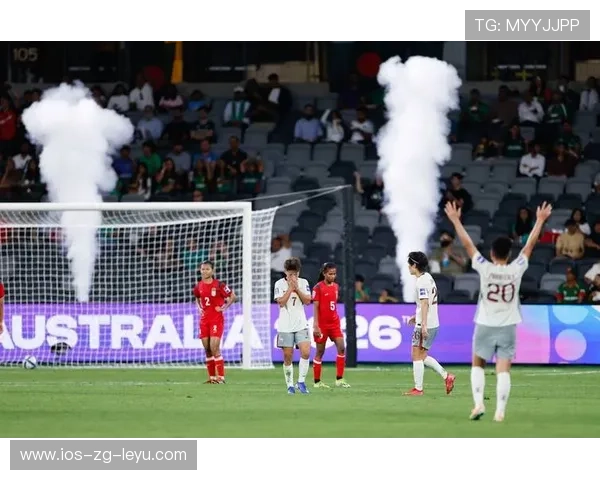 国足球队心理健康维护策略，足球比赛心理